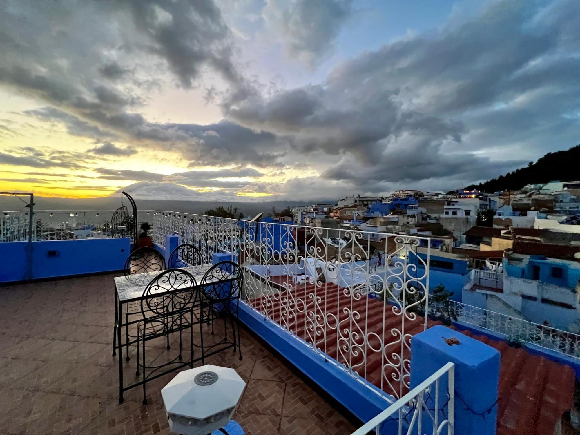 Riad Chengli 蓝城里 Chefchaouen Luaran gambar