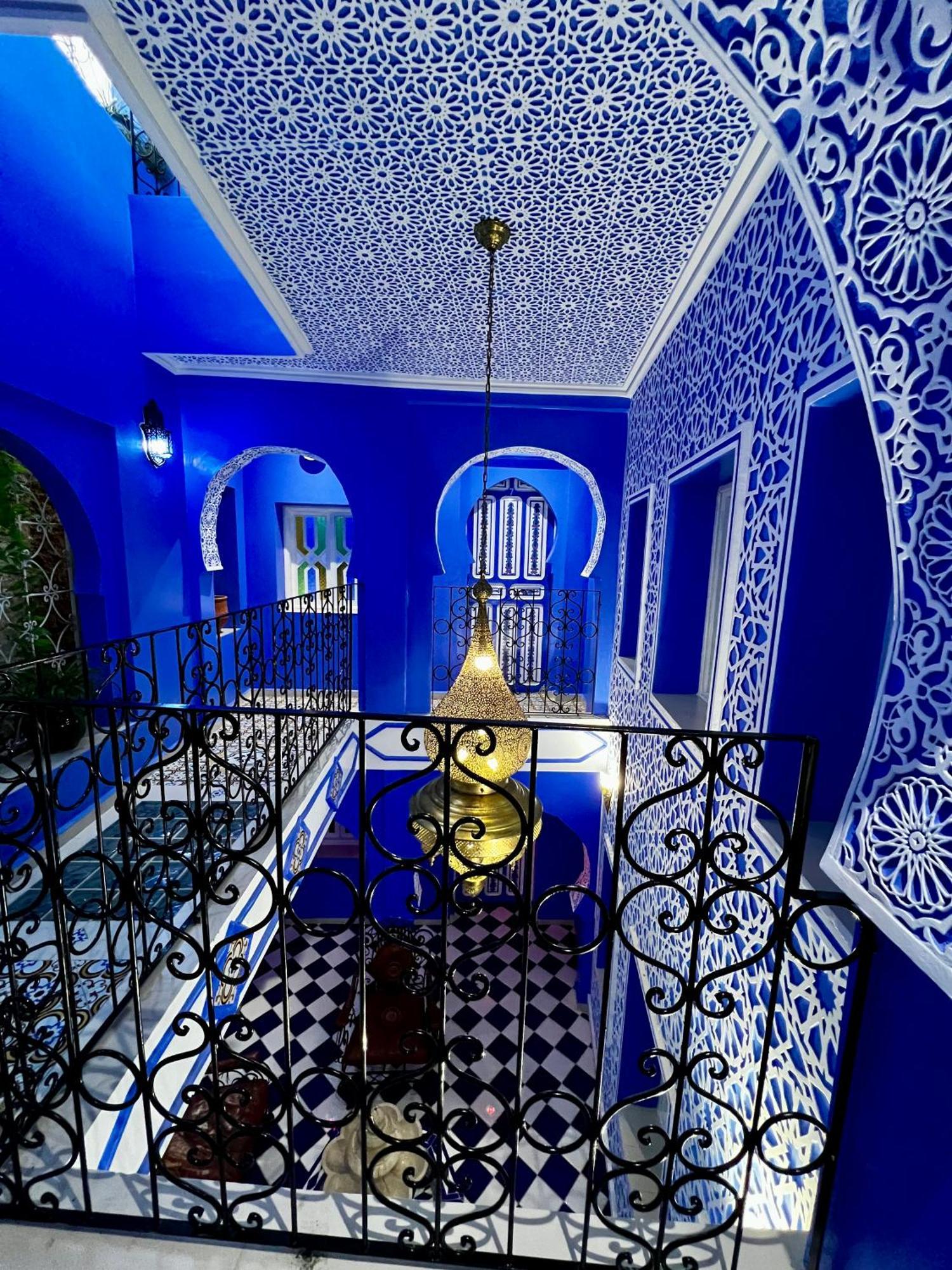 Riad Chengli 蓝城里 Chefchaouen Luaran gambar