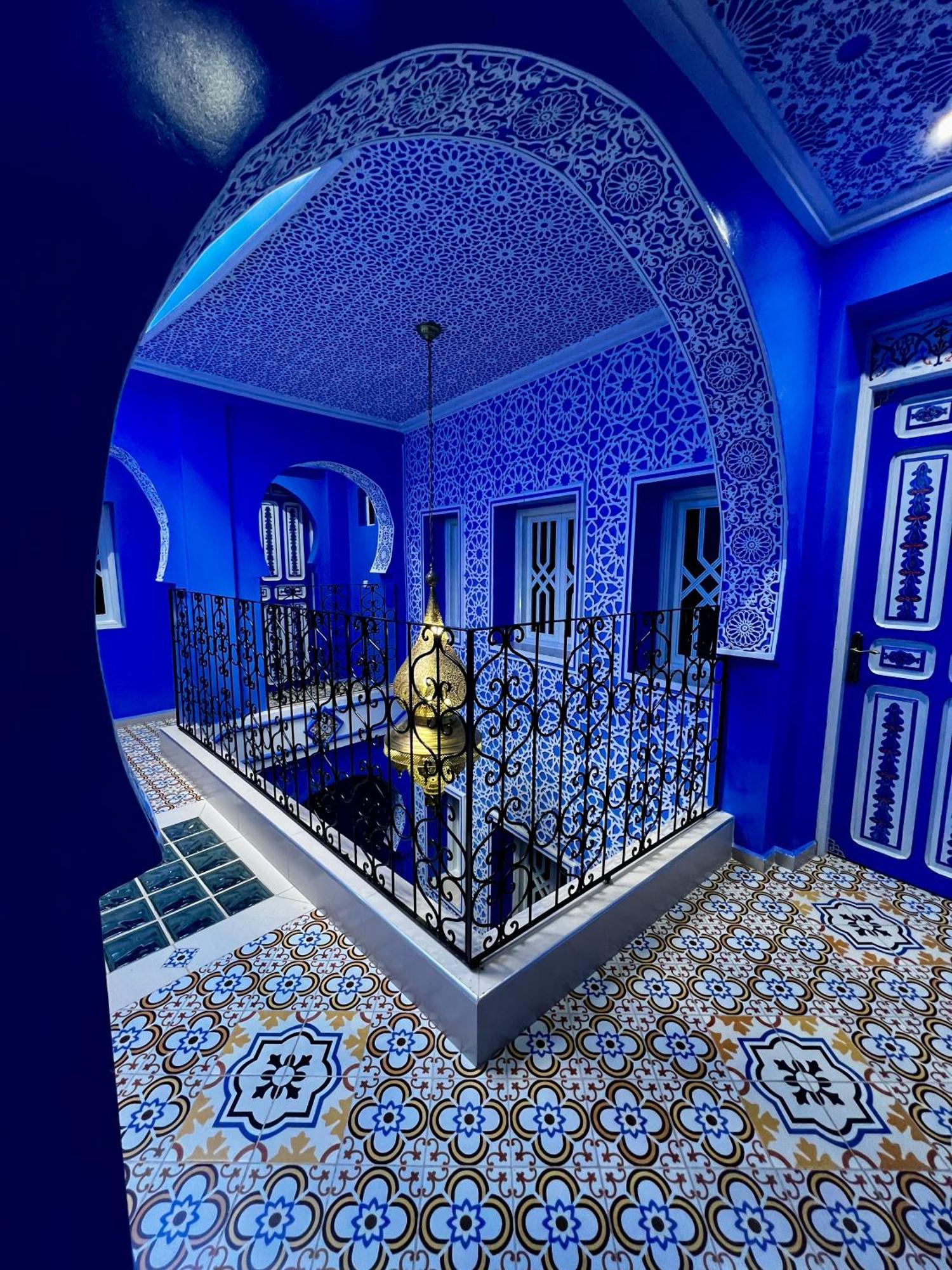 Riad Chengli 蓝城里 Chefchaouen Luaran gambar