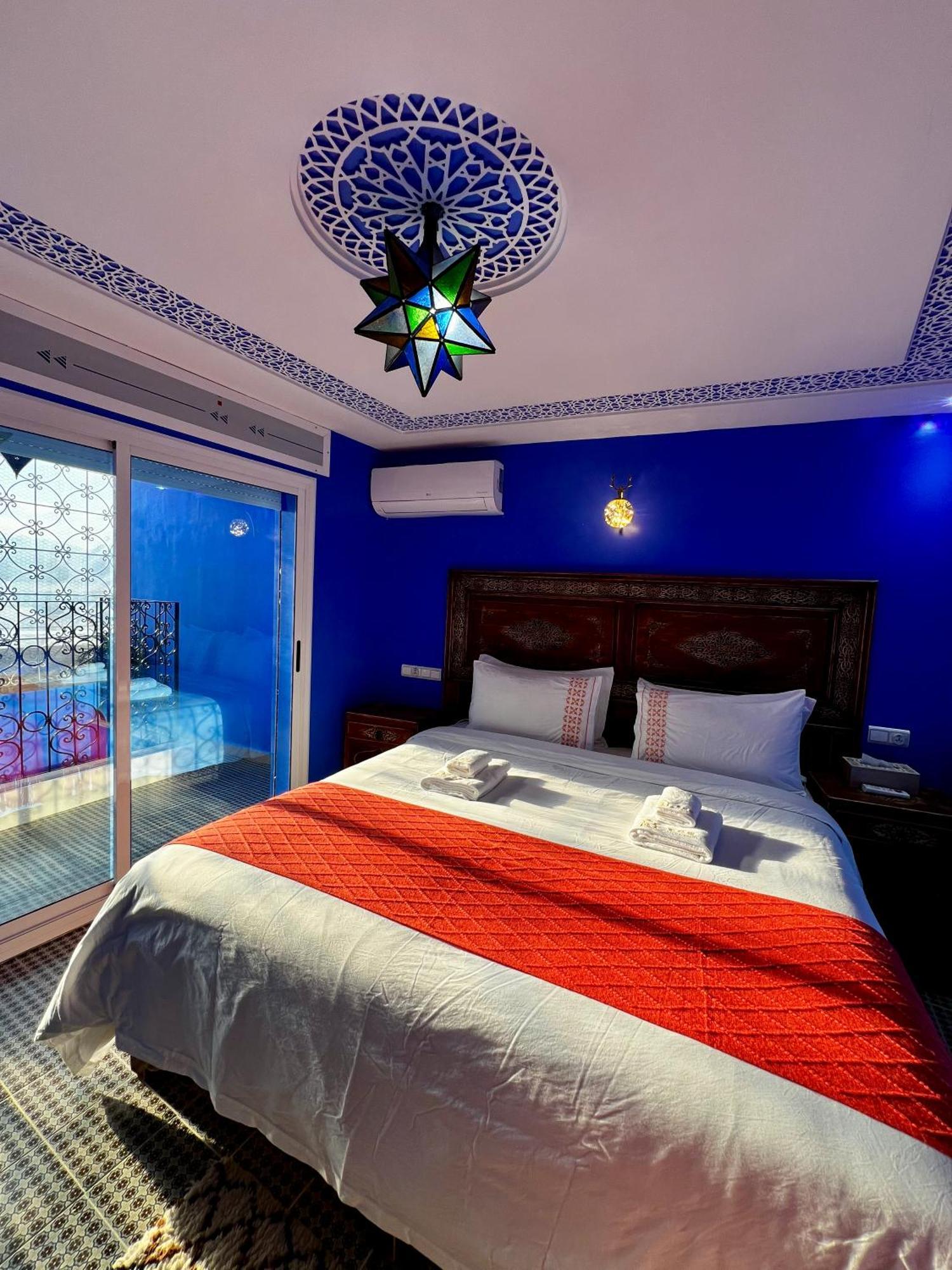 Riad Chengli 蓝城里 Chefchaouen Luaran gambar