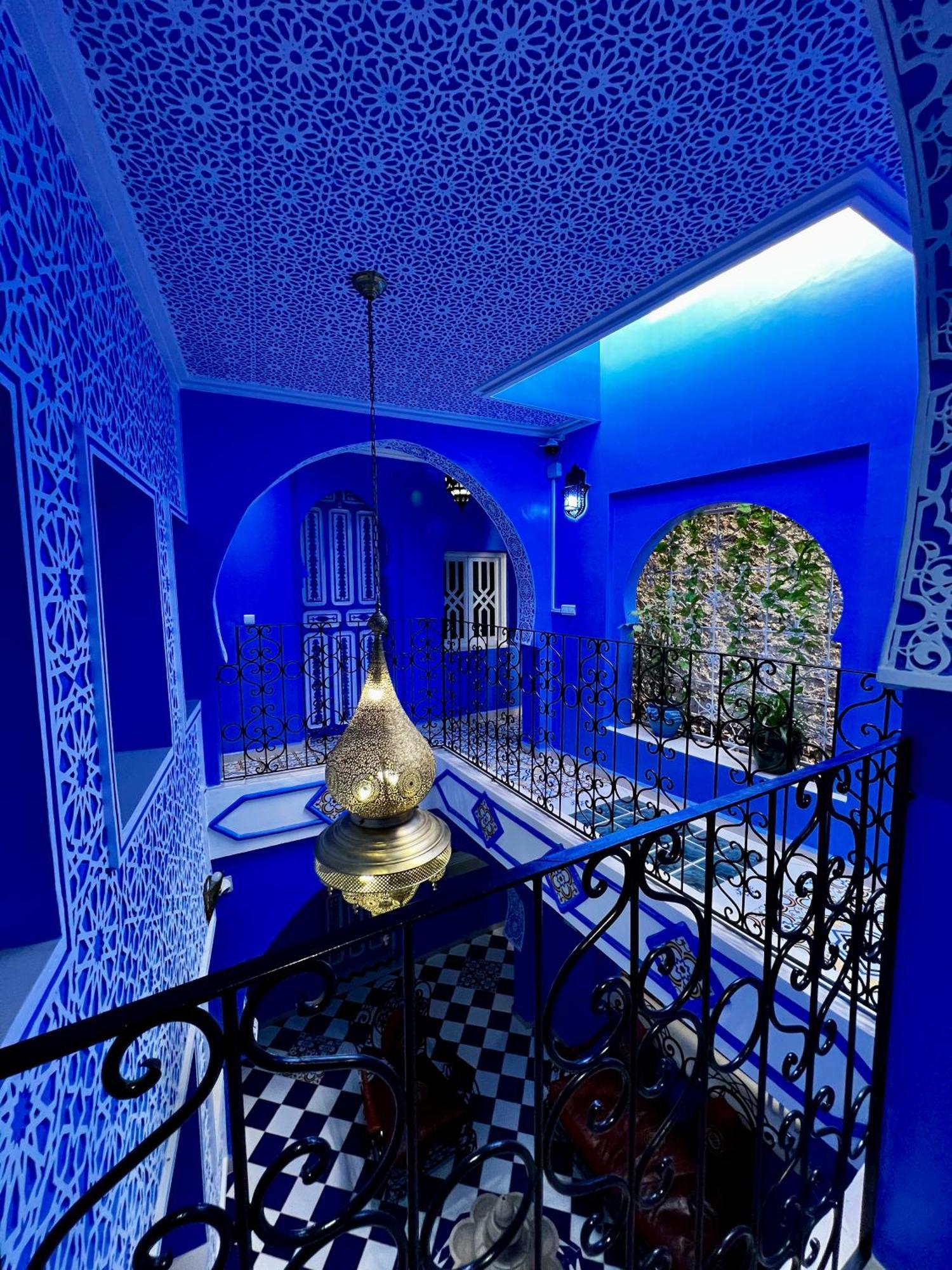 Riad Chengli 蓝城里 Chefchaouen Luaran gambar