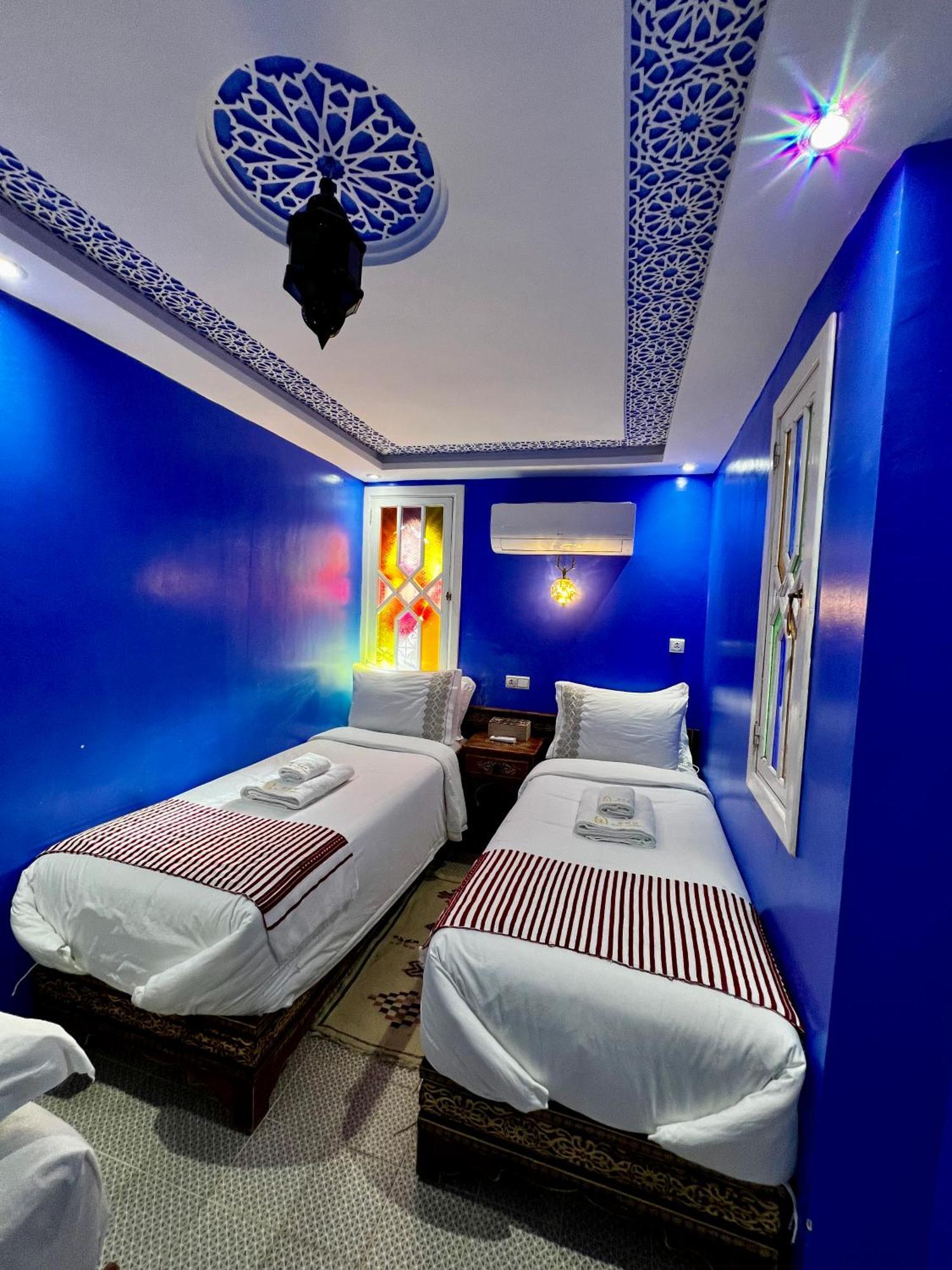 Riad Chengli 蓝城里 Chefchaouen Luaran gambar