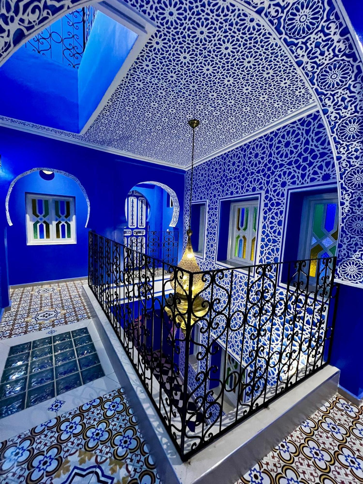 Riad Chengli 蓝城里 Chefchaouen Luaran gambar