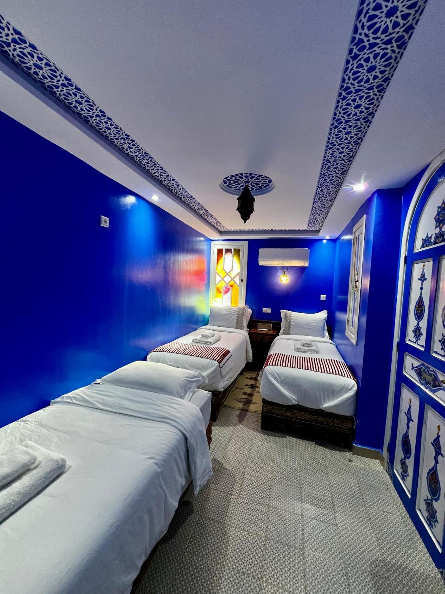 Riad Chengli 蓝城里 Chefchaouen Luaran gambar