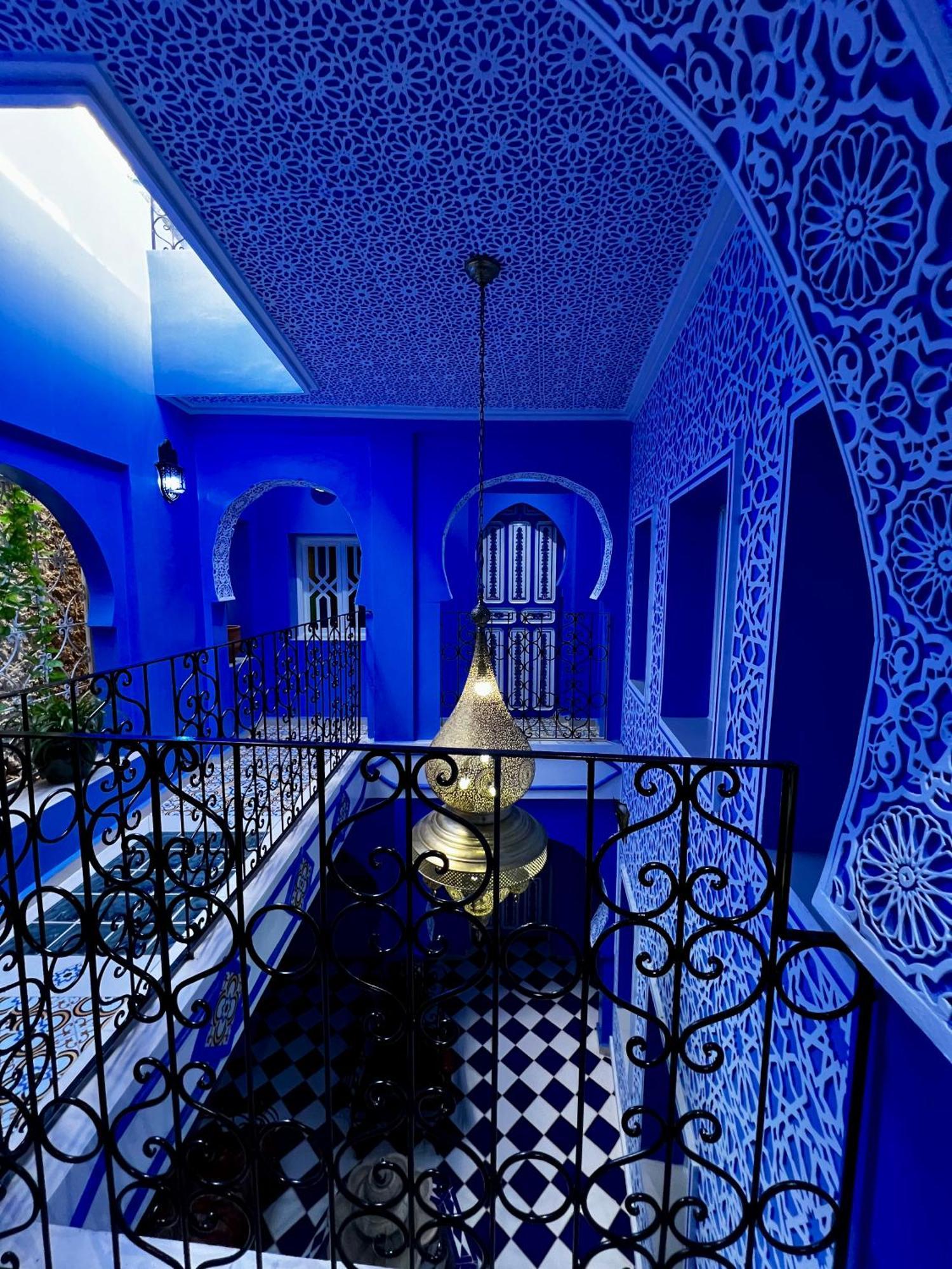 Riad Chengli 蓝城里 Chefchaouen Luaran gambar
